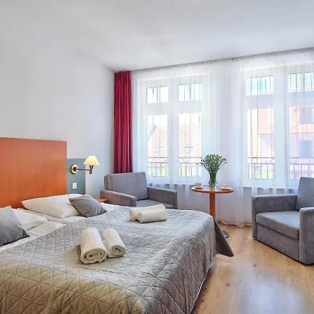 & منزل للإقامة *