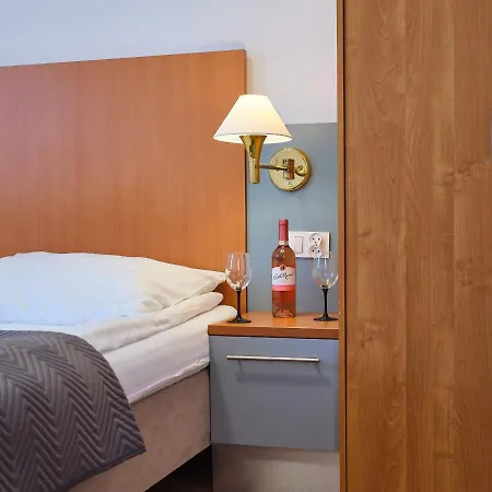 & Homestay szállás *