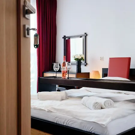 & منزل للإقامة *