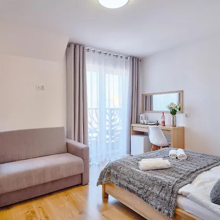 & منزل للإقامة *