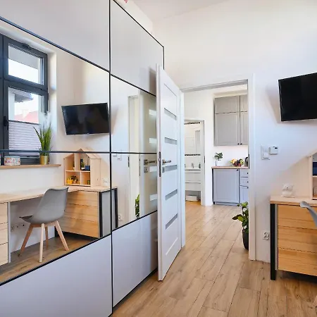 & منزل للإقامة *